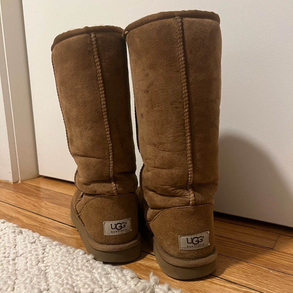 UGG Women’s Classic Tall II Boot in Chestnut - Picture 4 of 10